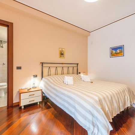 לינה וארוחת בוקר בארי A Casa Di Sara Ermy מראה חיצוני תמונה