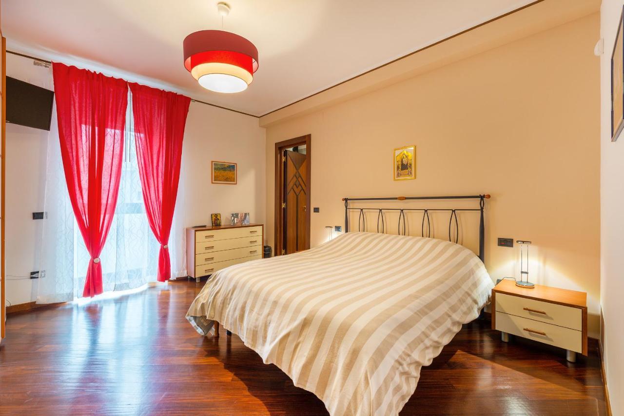 לינה וארוחת בוקר בארי A Casa Di Sara Ermy מראה חיצוני תמונה